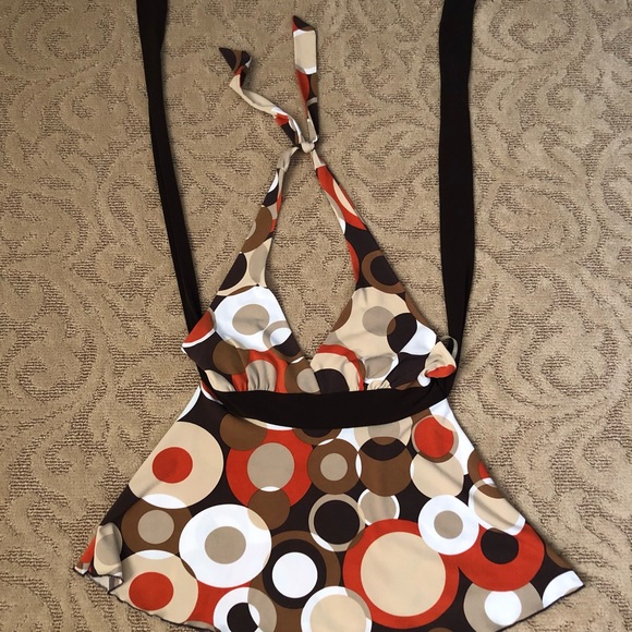 Forever 21 Tops - Super fun retro halter top. Size M and in excellent condition.